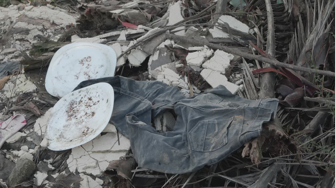 ambiente contaminado con basura