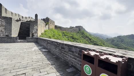 hiking the great wall of china