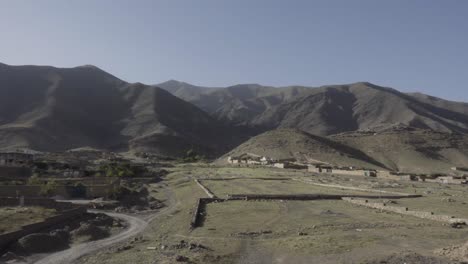 Rural-settlement-in-valley-of-Panshir,-pan-right-view