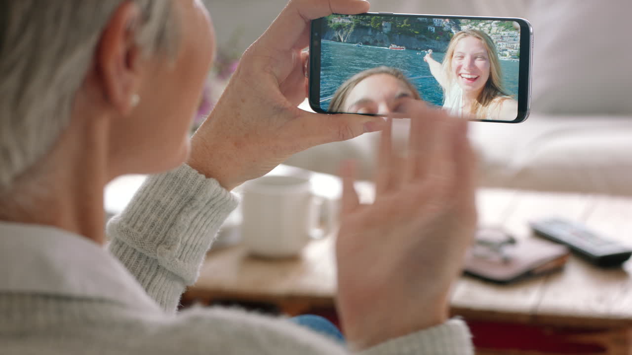distancia social, vacaciones y videollamada