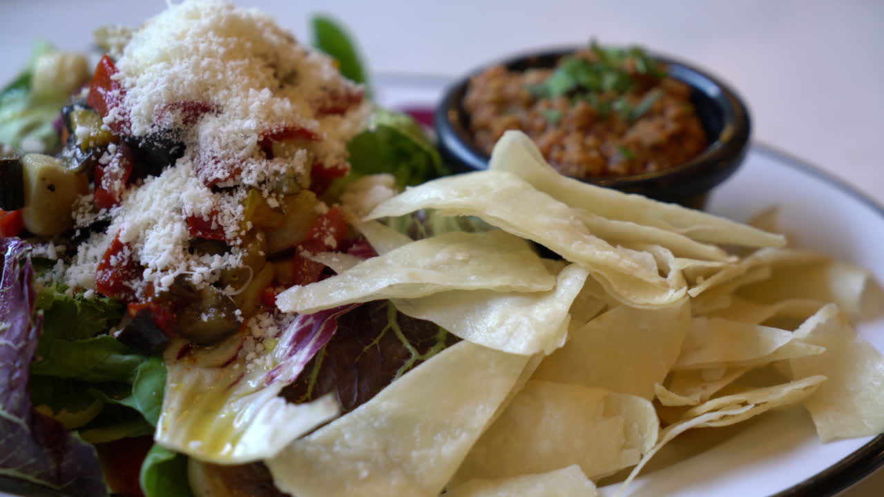 Insalata di Tacos Messicana con formaggio.
