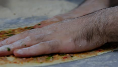 turkish food lahmacun