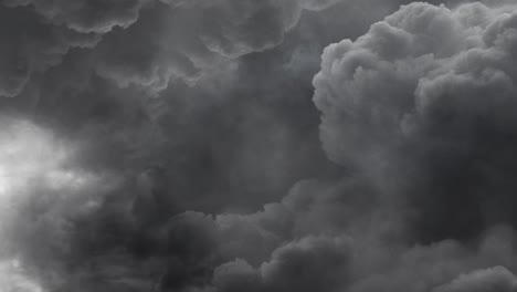 Elektrische-Atmosphäre,-Die-Intensität-Und-Dramatik-Von-Gewittern-Und-Dunklen-Wolken