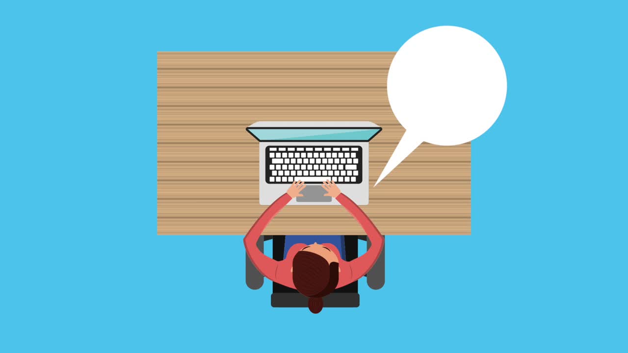 나무 테이블에 그녀의 노트북 채팅 거품에서 일하는 여자