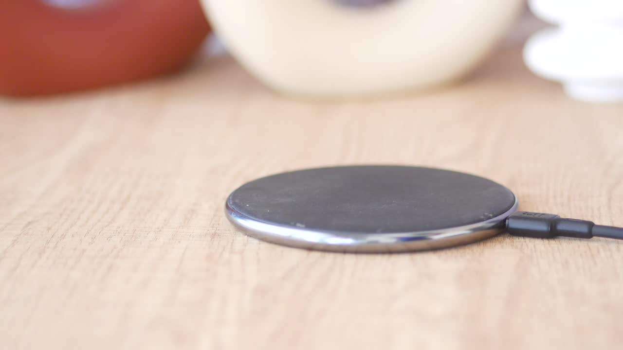 Wireless Charging of Smartphone