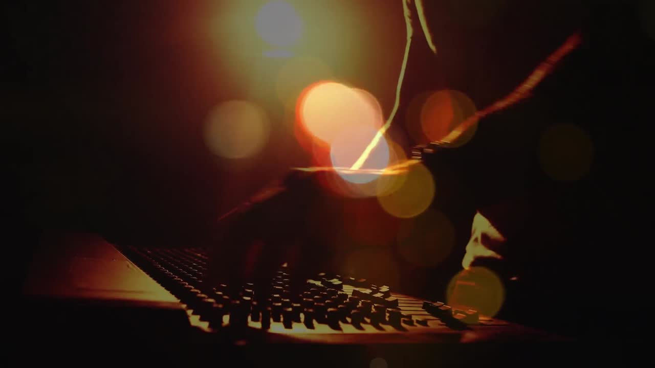 animación de puntos de luz sobre el dj masculino caucásico