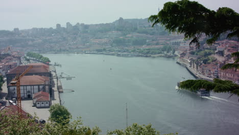 Landscape-view-in-Portugal,-river-and-city-of-Porto