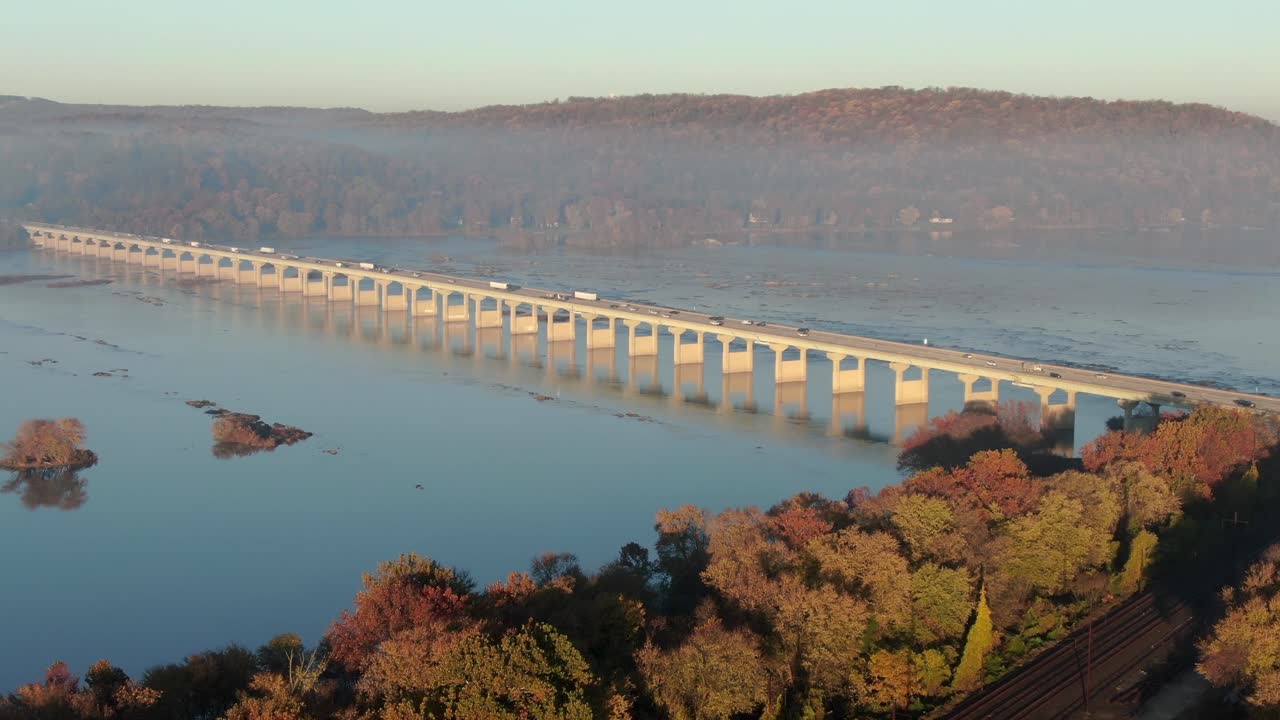 컬럼비아, 랭커스터 카운티 및 라이츠빌, 요크 카운티, 펜실베이니아 미국 사이의 사스케하나 강을 가로지르는 루트 30 교량의 항공