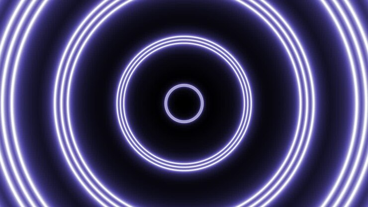 Grupo de círculos de néon violeta, animação abstrata de voo em túnel futurista. Fundo de gráficos em movimento em loop contínuo.
