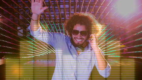 animación digital de un hombre tocando un mezclador de sonido en un club nocturno 4k