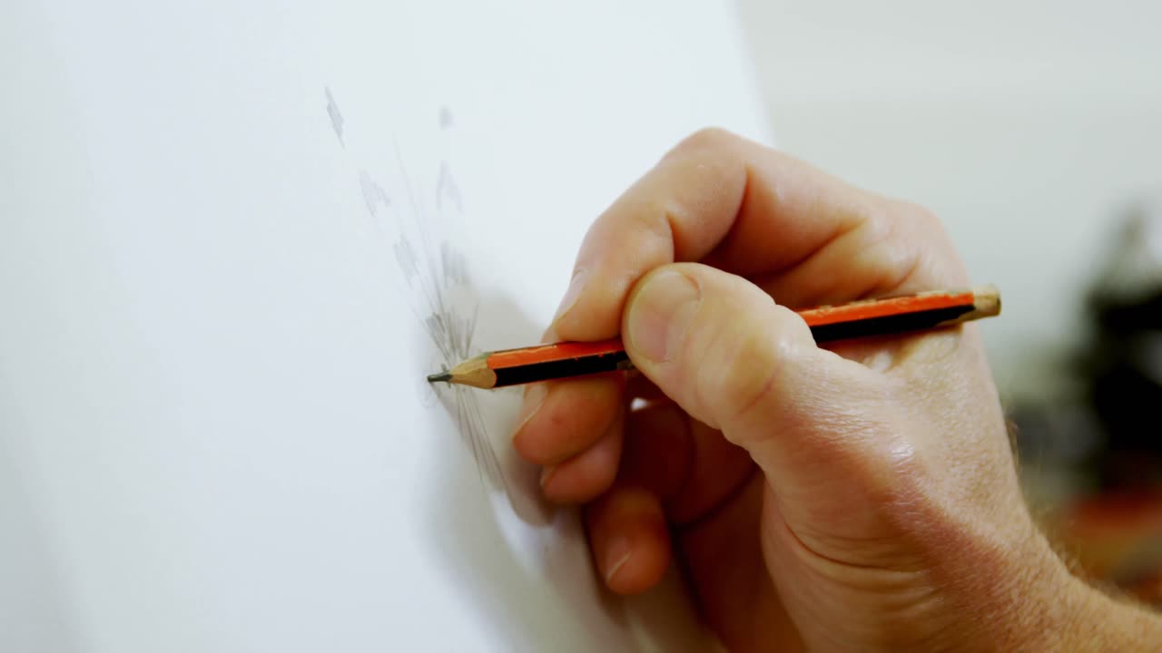 4k 조각 디자인을 그리는 장인