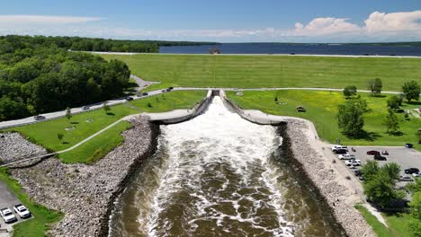 Stunning 4K drone footage of Saylorville Dam, Des Moines, IA, showcasing the dam and scenic reservoir. Ideal for infrastructure, nature, or travel projects