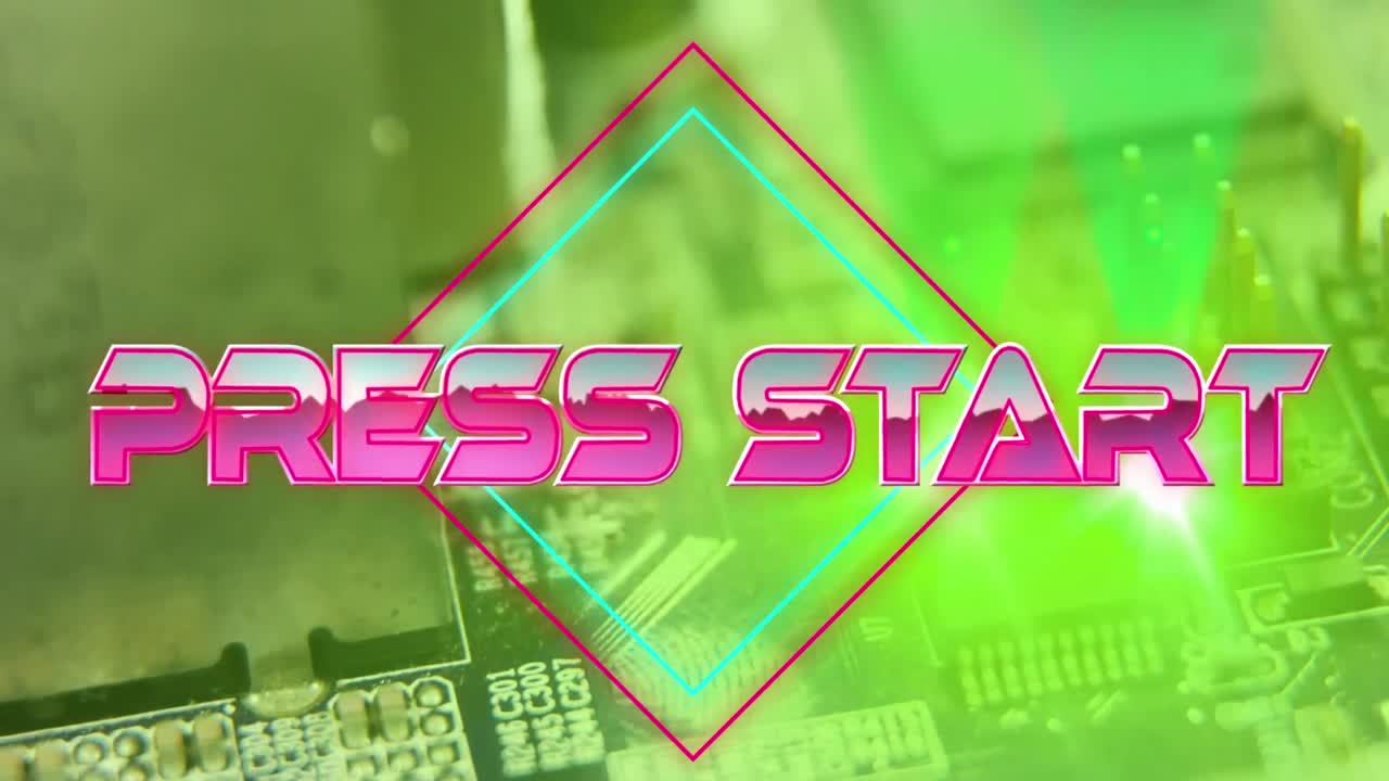 메인보드의 마이크로프로세서 연결의 클로즈업에 대항하여 네온 사각형에 시작 텍스트를 누르십시오