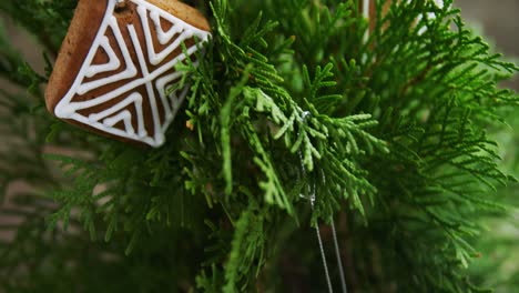 Christmas tree with christmas cookies 4k