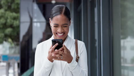 Business-woman,-phone-and-celebration-in-street