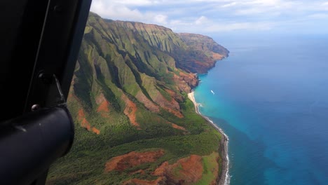 Costa-De-Na-Pali-Impresionante-Vista-Aérea-De-La-Costa-Tropical,-Kauai,-Hawaii,-Estados-Unidos