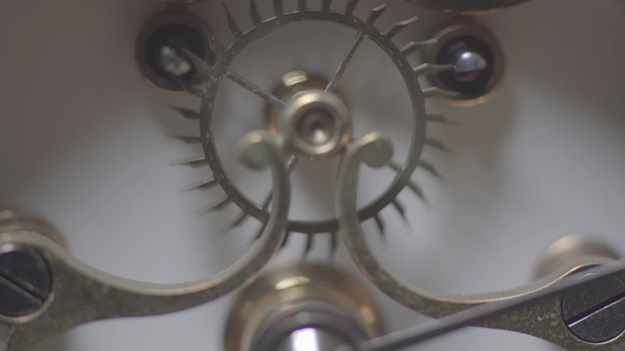 primer plano de un reloj antiguo