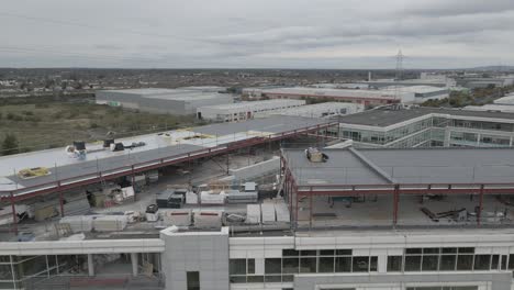 construction of residential floor on the rooftop of an office building in dublin, ireland