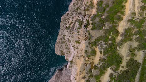 Acantilado-Escarpado-De-La-Isla-De-Gozo-En-Malta