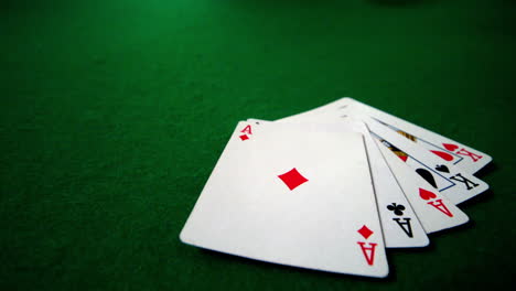 Full-house-hand-falling-on-casino-table