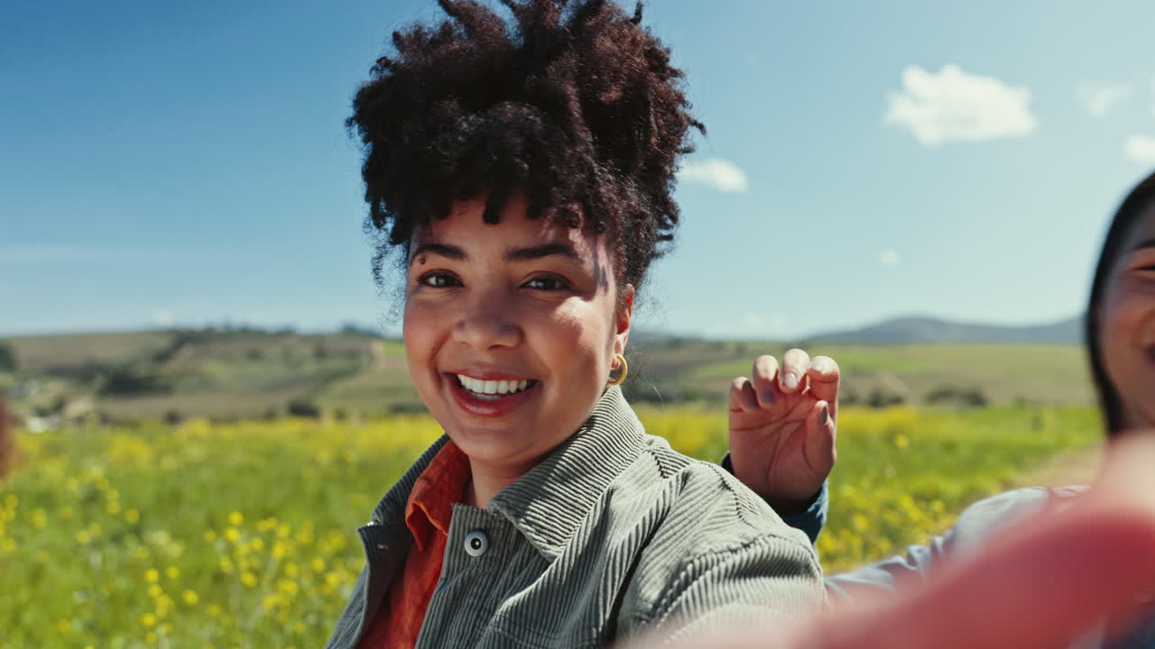 셀피, 여성과 젊은 그룹과 함께 여름