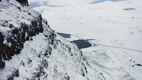 Drohnenschuss-Für-Den-Berg-In-Island