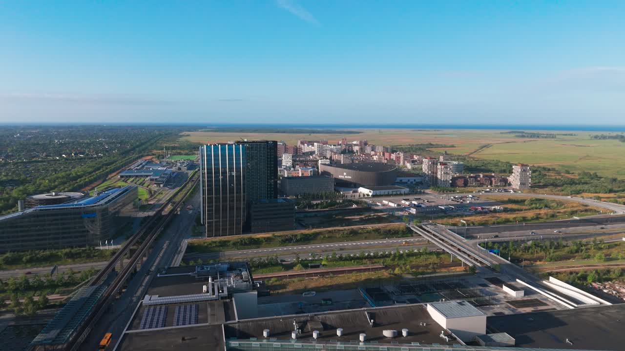 paisaje aéreo sobre el distrito de copenhague con un edificio de varios pisos