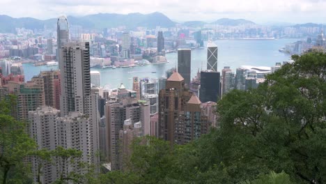 vista del horizonte de la isla de hong kong desde el sitio de atracción turística el pico