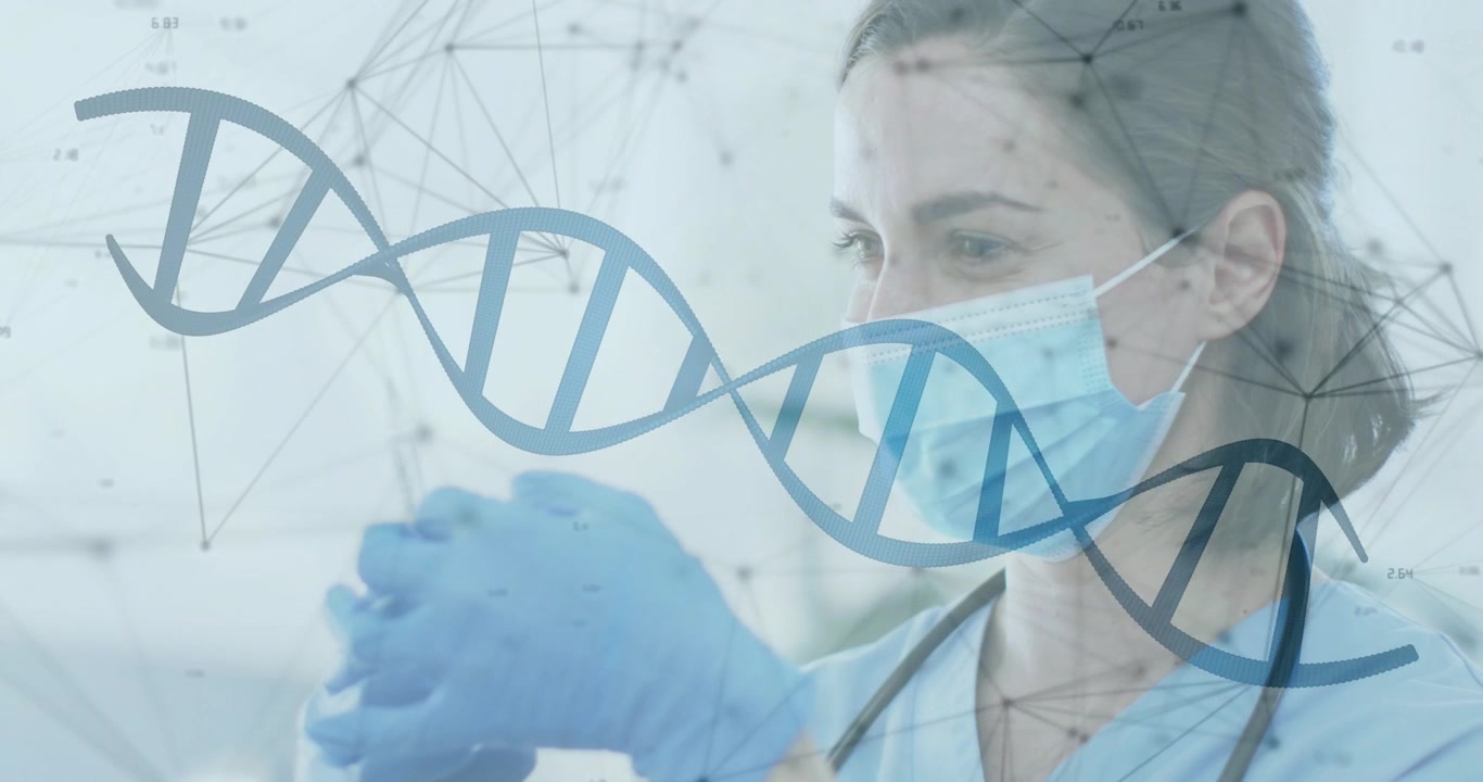 Klinická lékařka zvedající lahvičku, kontrolující ji pro klinické testování, s DNA šroubovicí překrývající záběr.