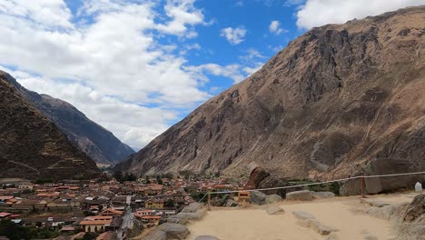 Archaeological-Ruins-of-old-Inca-city,-Ollantaytambo,-Sacred-Valley,-Peru---handheld-shot