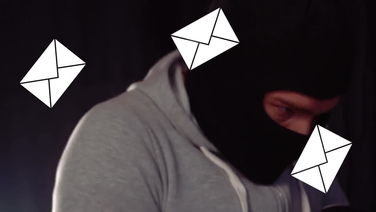 hacker usando una computadora portátil