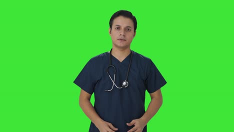 Médico-Indio-Preparándose-Para-La-Pantalla-Verde-De-Servicio