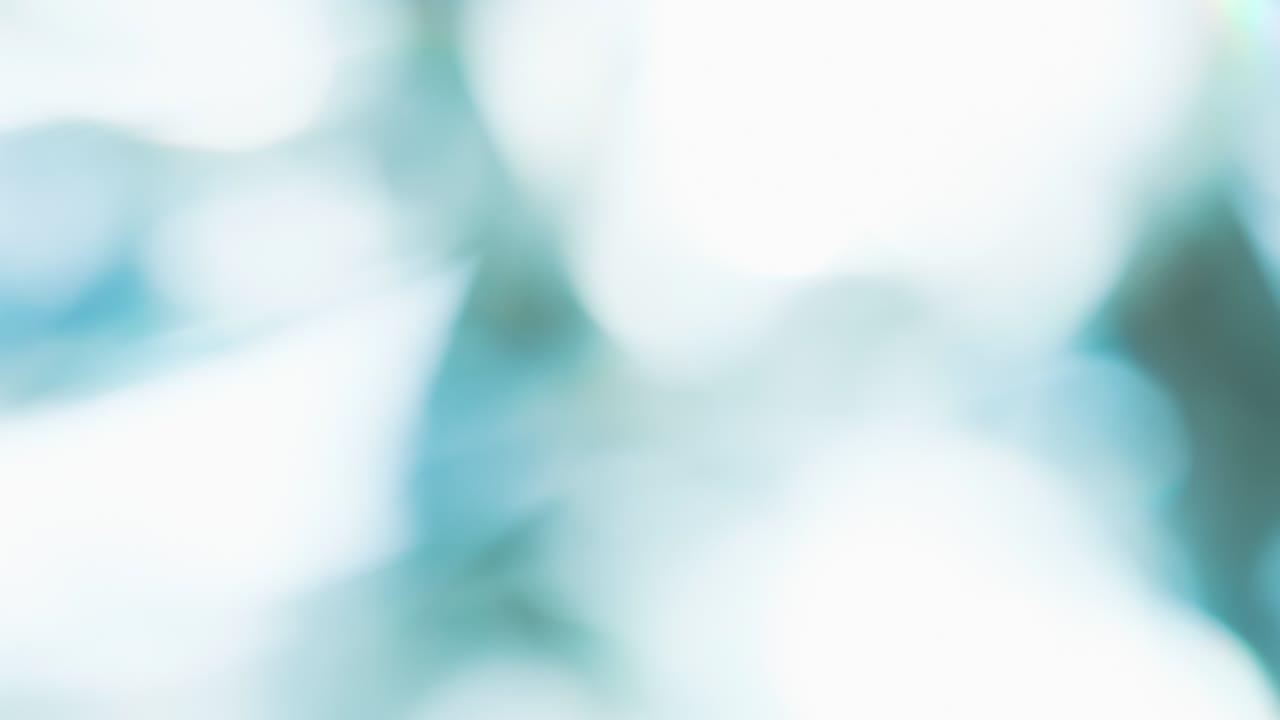 Bokeh from Sparkling Crystal Edges