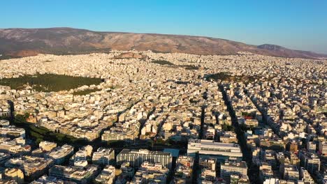 Acrópolis-Ciudad-De-Atenas-Partenón,-Símbolo-De-La-Antigua-Grecia,-Monte-Lycabettus,-Edificio-Del-Parlamento,-Edificios-Residenciales