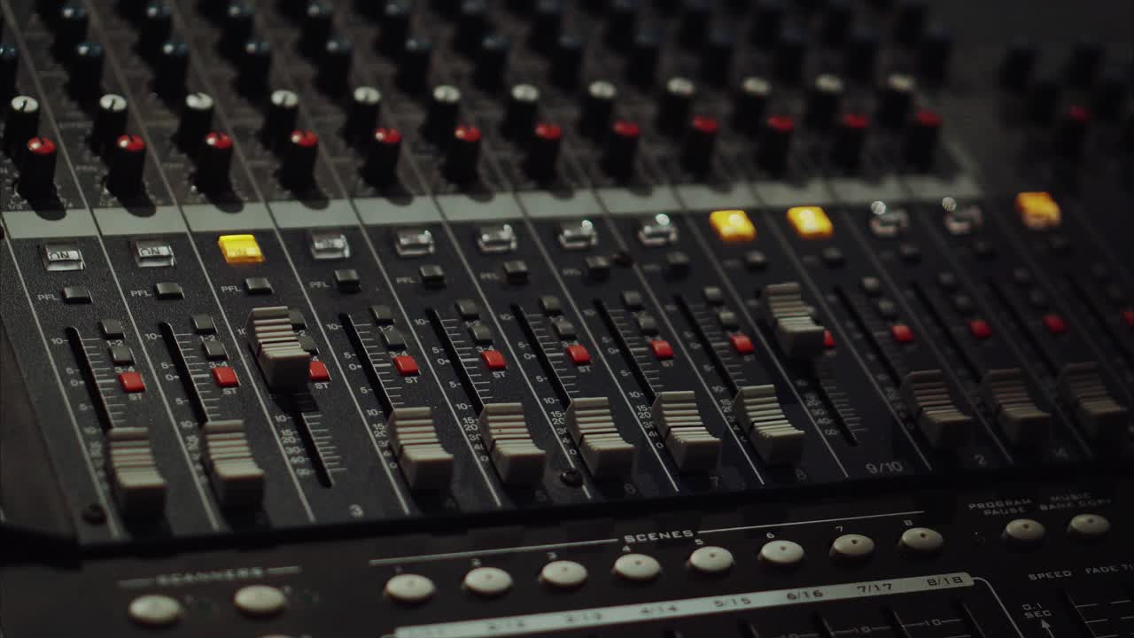 mezclador de audio profesional