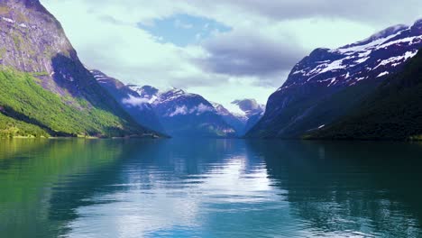 Wunderschöne-Natur-Norwegen.