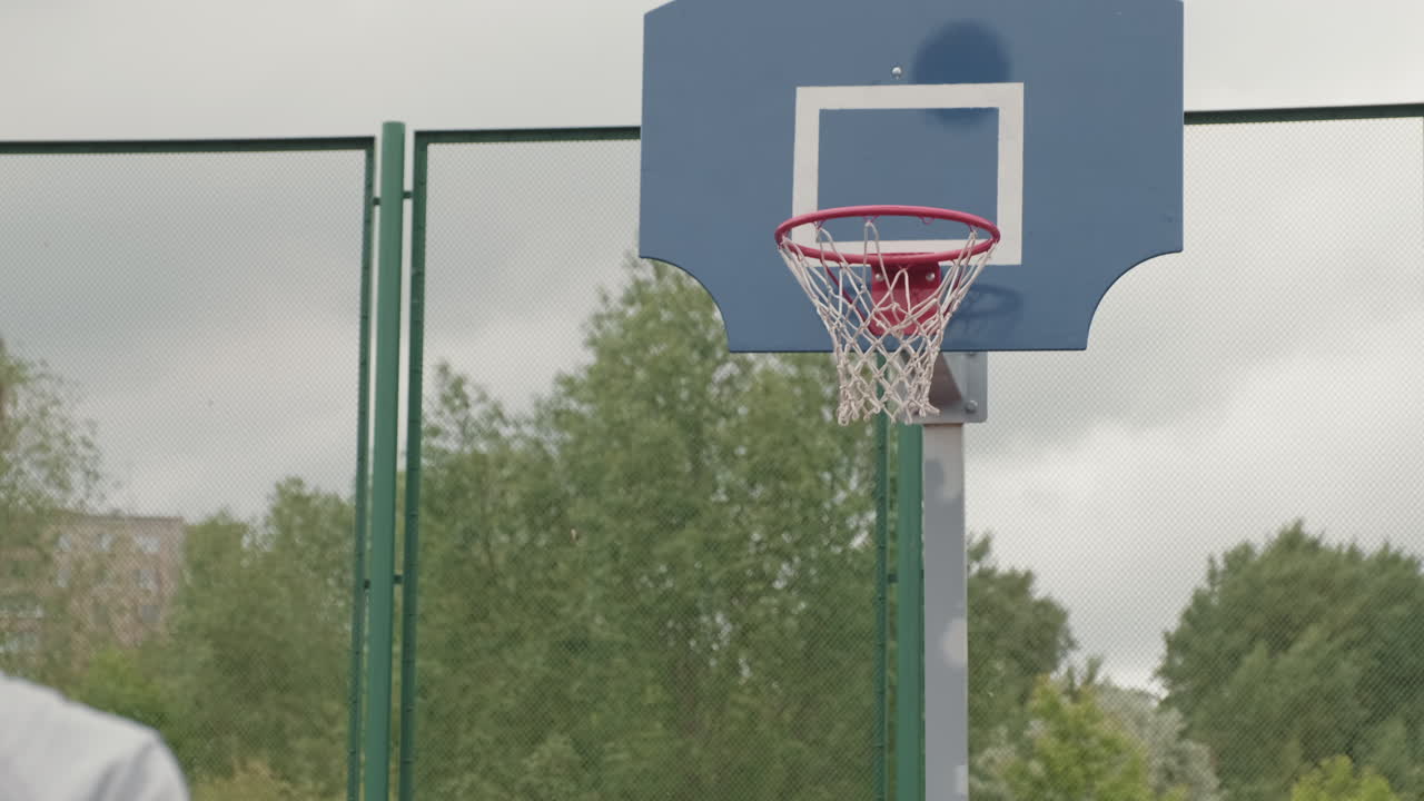 aro de baloncesto al aire libre