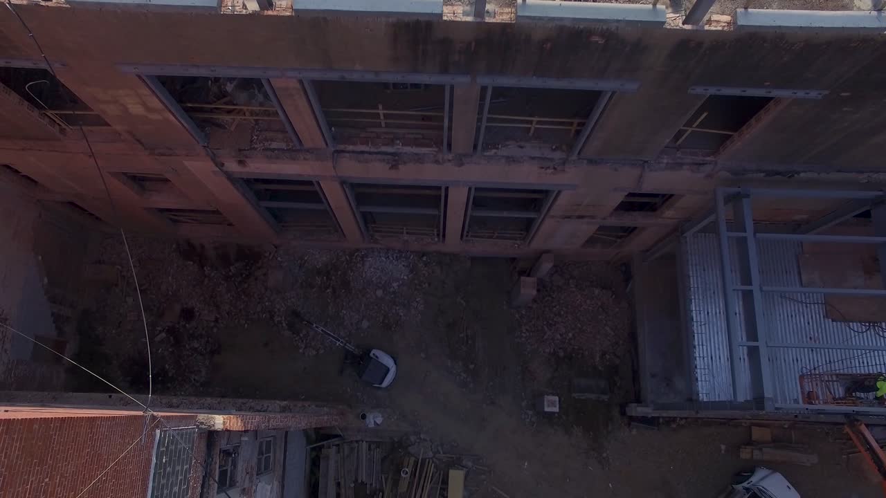 trabajadores en el proyecto de construcción de un edificio histórico en el sur de la ciudad del capitolio, montgomery, alabama
