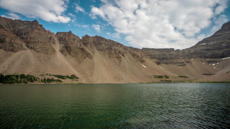 lapso de tiempo del lago amatista, montañas uinta, utah usa