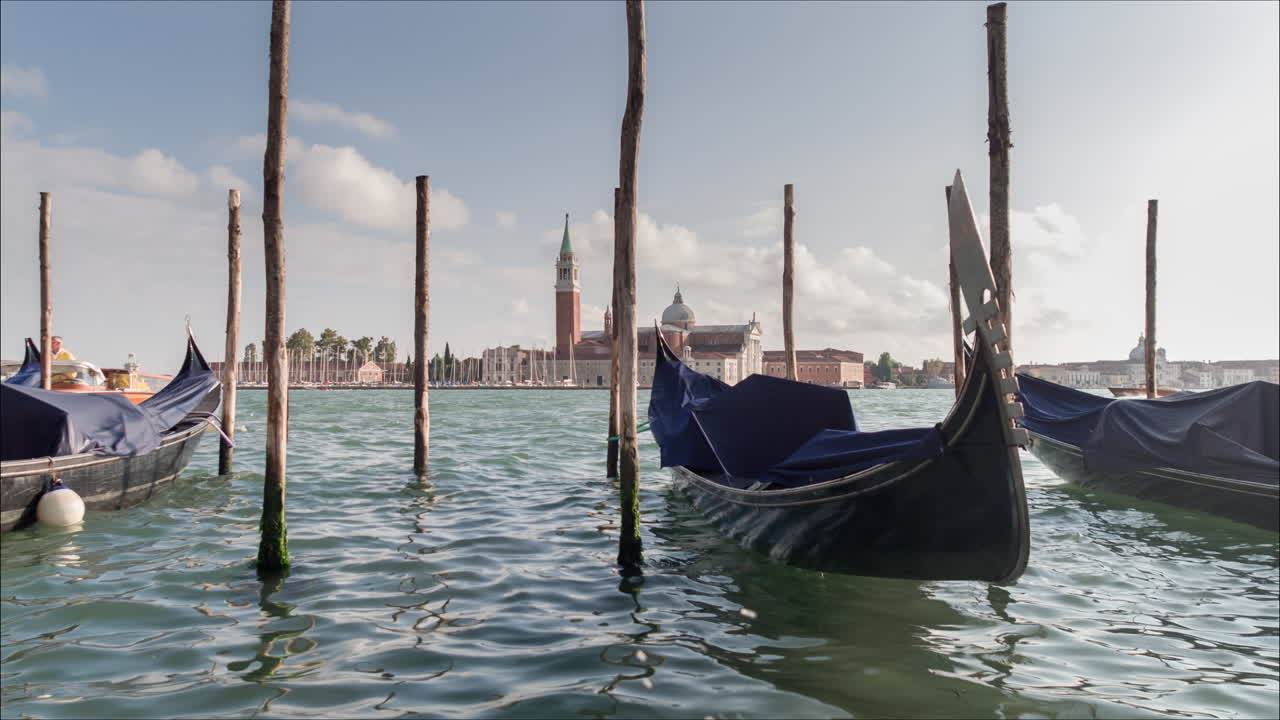 Venice Gondola 4K 08