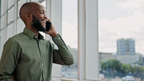 Business-black-man,-phone-call