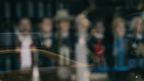 city street view and political figurines