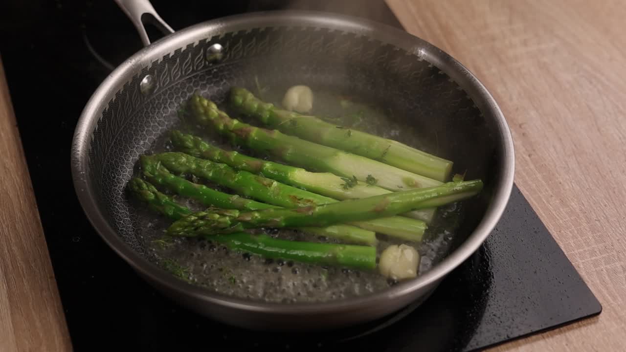 Frying Asparagus