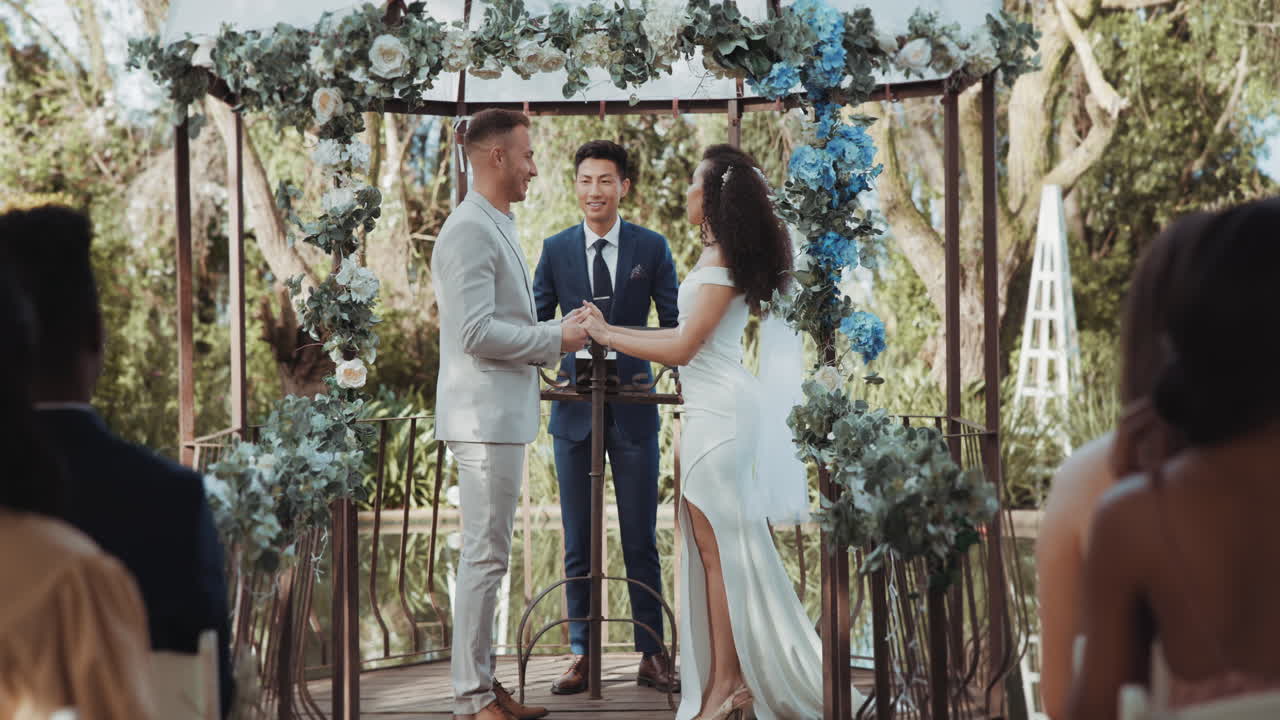 부부, 결혼식과 의식에 대한 대화