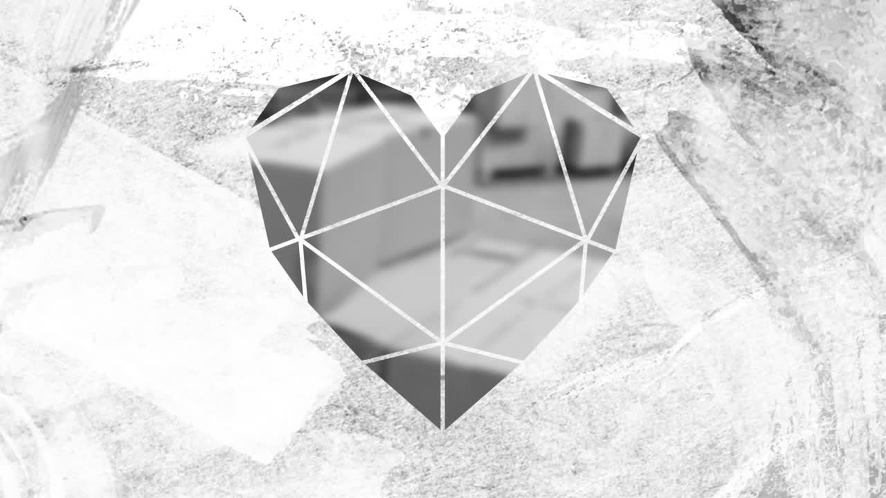 анимация сердца над коробками на складе.