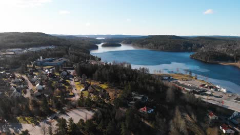 Bird's-Eye-View-Of-Calm-Lake-With-Lush-Foliage-In-Bengtsfors,-Province-Of-Dalsland-In-Sweden