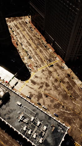 vista aérea de una calle de la ciudad