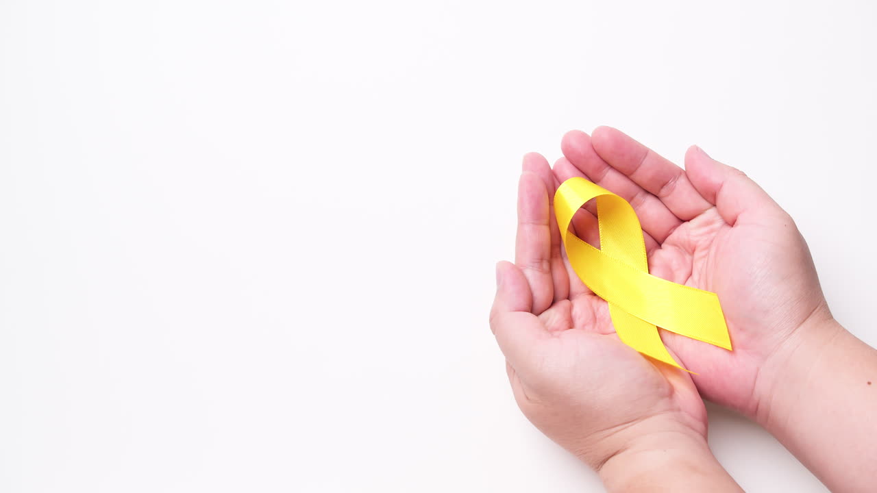 Giornata della prevenzione del suicidio, Mese della consapevolezza per l'infanzia, il sarcoma, il cancro alle ossa e alla vescica e Nastro Giallo a sostegno della vita e della malattia delle persone