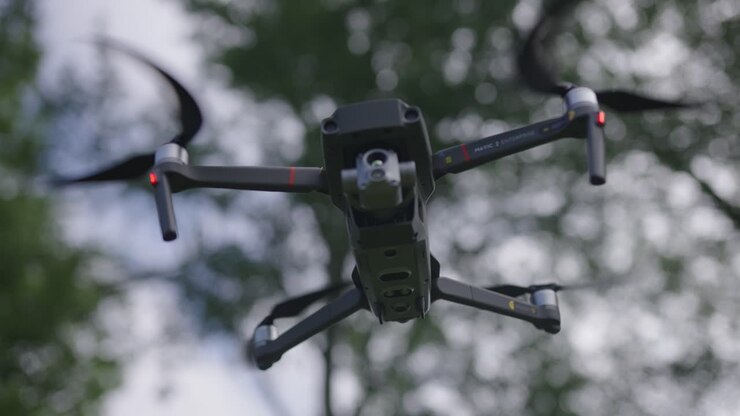 Drone Mavic 2 Enterprise em Voo