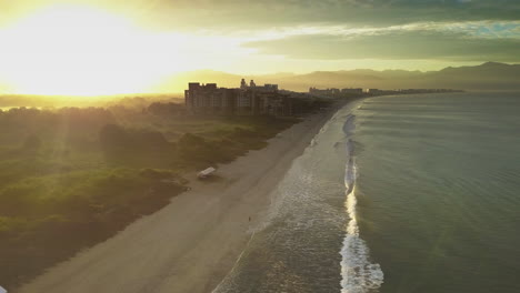 Antena-Del-Amanecer-En-Bucerias,-Mexico